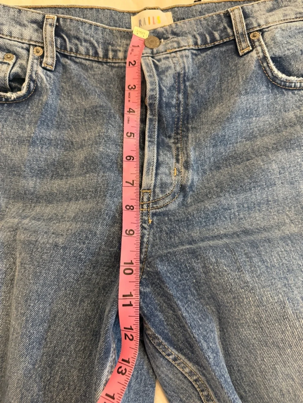 Rails Women’s Straight Jeans in Light Blue Denim - Picture 5 of 6